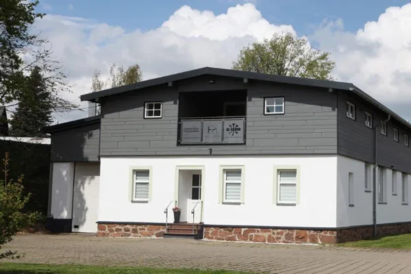 Firmensitz der V & B Glasser GmbH in Frauenstein